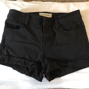 pacsun black jean shorts